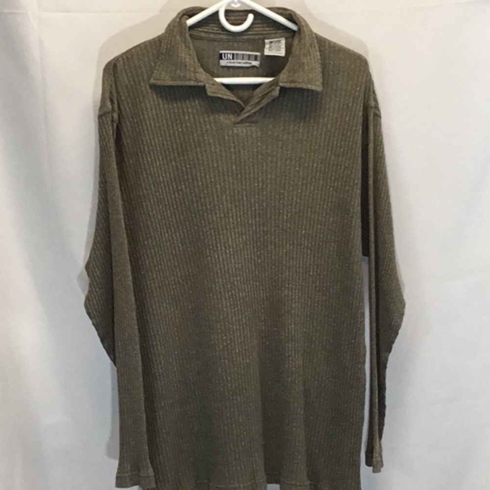 Untied brand sweatshirt